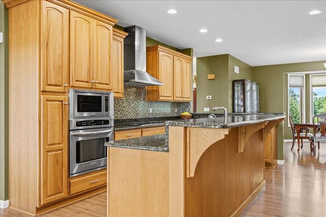 2007 Paddock Way, Superior Twp, MI 48198