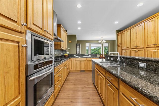 2007 Paddock Way, Superior Twp, MI 48198