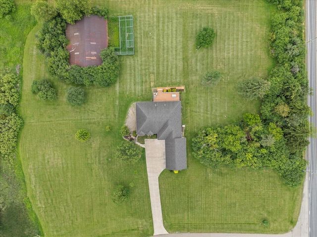 2007 Paddock Way, Superior Twp, MI 48198
