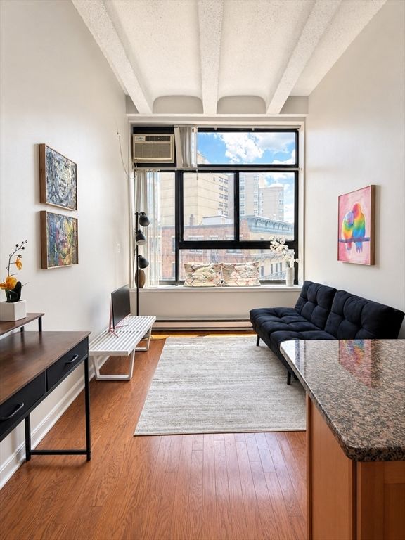 12 Stoneholm St 418, Boston, MA 02115