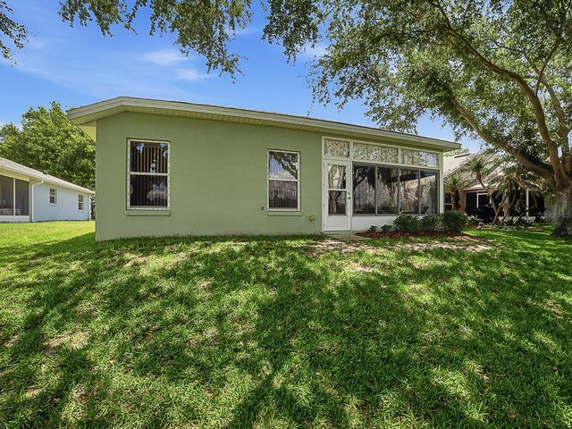 1431 LAKE VILLA DRIVE, Tavares, FL 32778