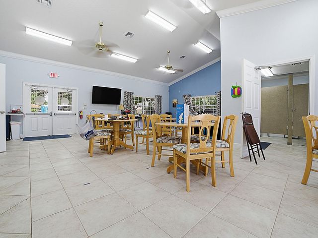 1431 LAKE VILLA DRIVE, Tavares, FL 32778