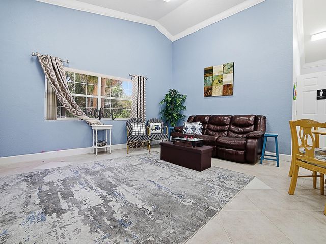 1431 LAKE VILLA DRIVE, Tavares, FL 32778