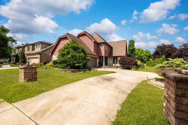 15700 Pine Road, Oak Forest, IL 60452
