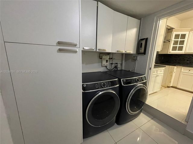 6129 SW 28th Street, Miami, FL 33155