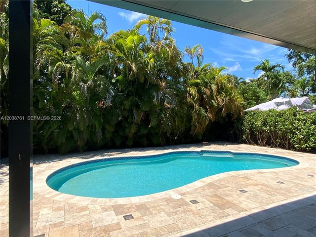 6129 SW 28th Street, Miami, FL 33155