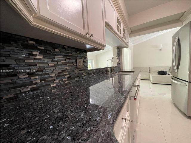 6129 SW 28th Street, Miami, FL 33155