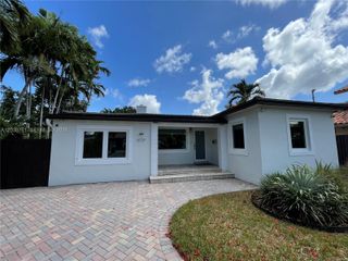 6129 SW 28th Street, Miami, FL 33155
