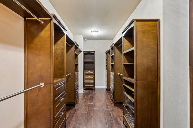 330 Las Colinas Boulevard E 1302, Irving, TX 75039