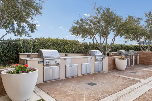 330 Las Colinas Boulevard E 1302, Irving, TX 75039