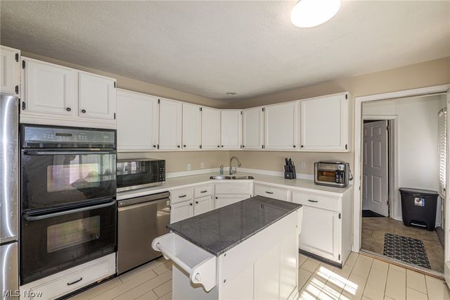 7711 King Memorial Road, Mentor, OH 44060