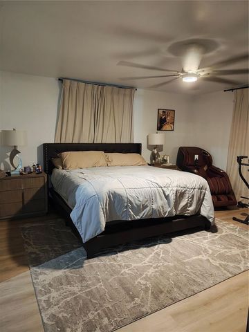 820 N WEKIWA SPRINGS ROAD, Apopka, FL 32712