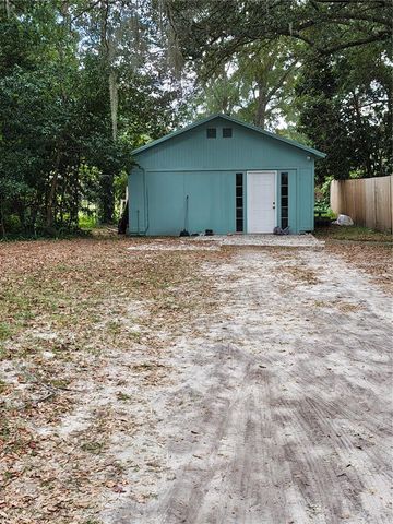 820 N WEKIWA SPRINGS ROAD, Apopka, FL 32712