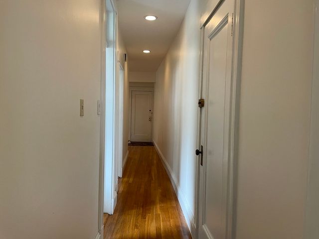 17 Short Street 4, Brookline, MA 02445