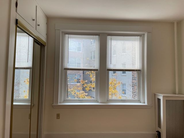17 Short Street 4, Brookline, MA 02445