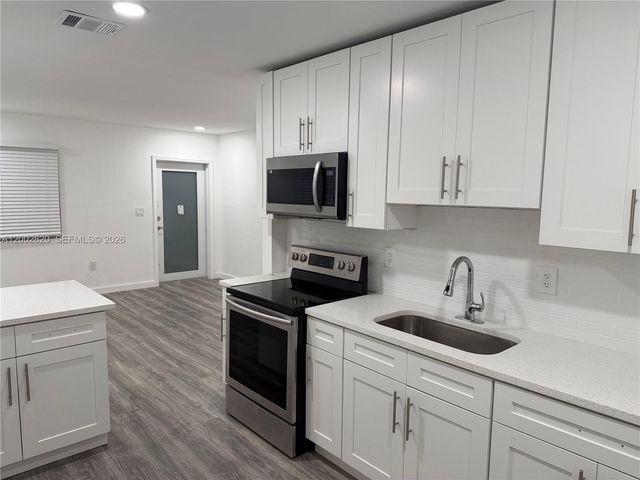 598 NW 53rd St, Miami, FL 33127