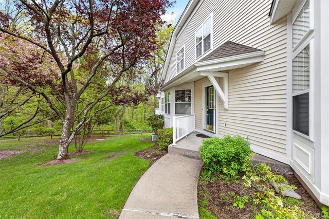 117 Winding Ridge Road, White Plains, NY 10603