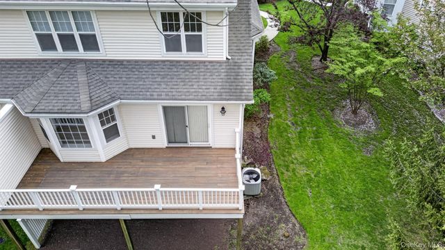 117 Winding Ridge Road, White Plains, NY 10603