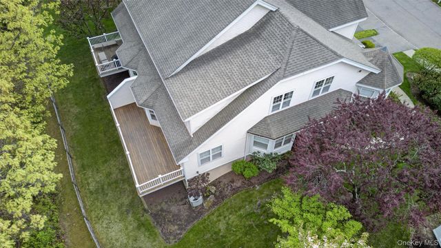 117 Winding Ridge Road, White Plains, NY 10603