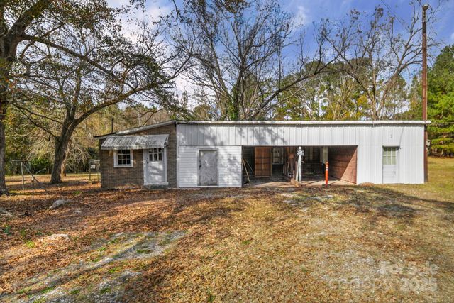 1709 Nc 109 Highway N, Wadesboro, NC 28170