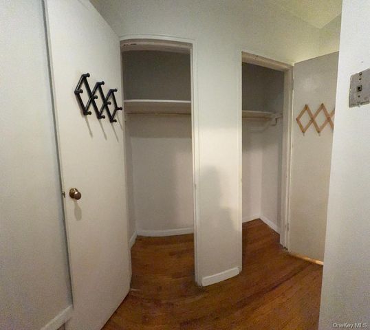 41-31 51st Street 6M, Woodside, NY 11377