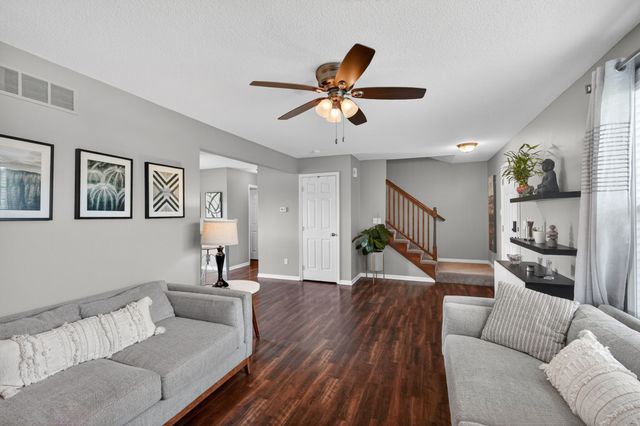 5817 NW 103rd Street, Johnston, IA 50131