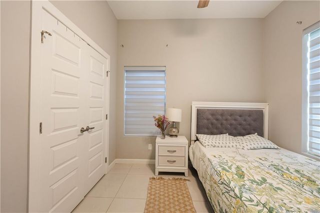 520 Country Club Drive, Alamo, TX 78516