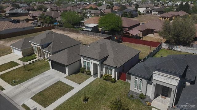 520 Country Club Drive, Alamo, TX 78516