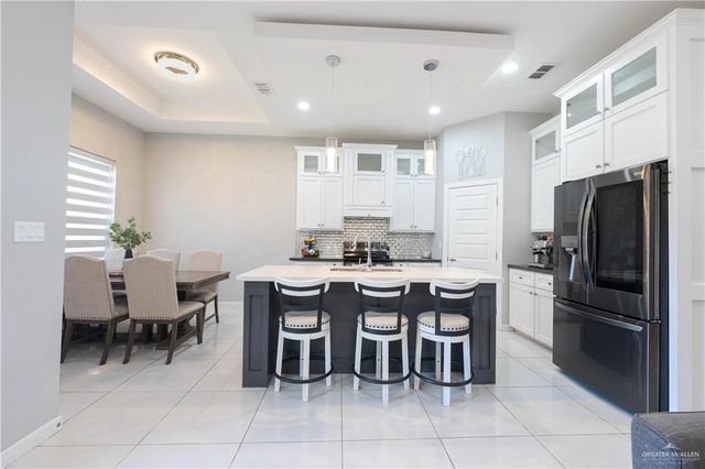 520 Country Club Drive, Alamo, TX 78516