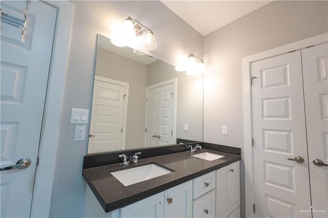 520 Country Club Drive, Alamo, TX 78516