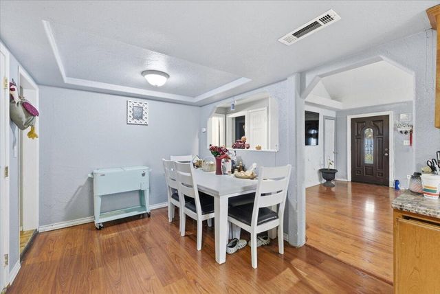 1129 Pinecroft Avenue, Medford, OR 97501