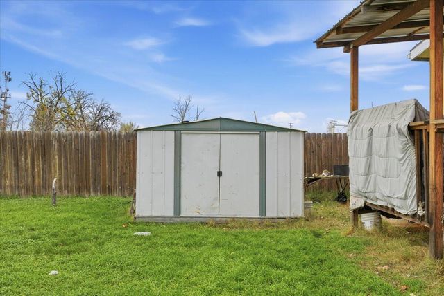 1129 Pinecroft Avenue, Medford, OR 97501