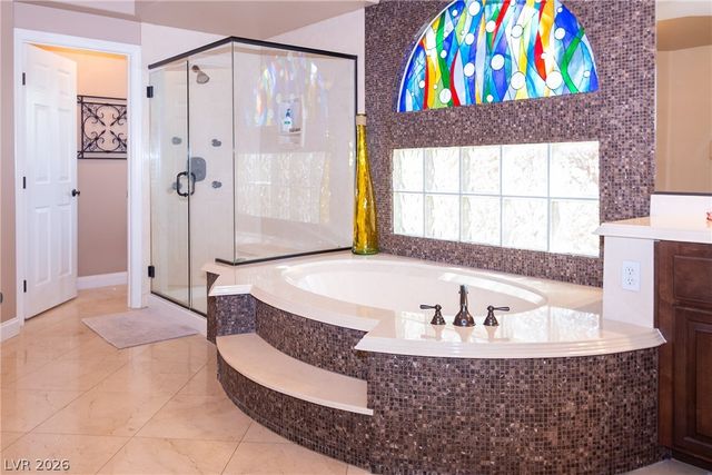 4001 Abernethy Forest Place, Las Vegas, NV 89141