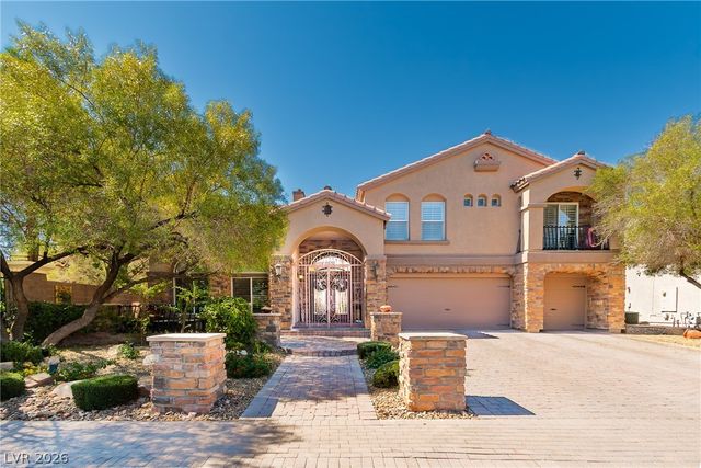 4001 Abernethy Forest Place, Las Vegas, NV 89141