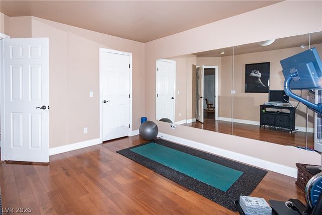 4001 Abernethy Forest Place, Las Vegas, NV 89141
