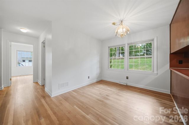 105 Ann Street, Morganton, NC 28655