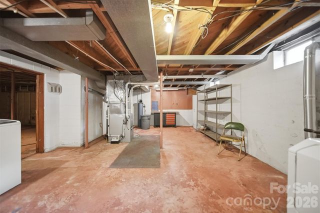105 Ann Street, Morganton, NC 28655
