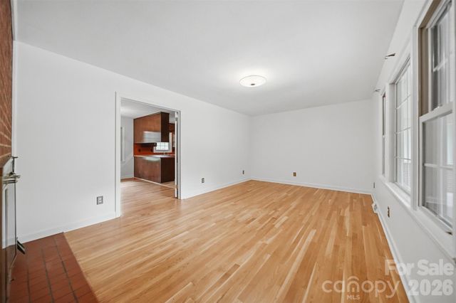 105 Ann Street, Morganton, NC 28655