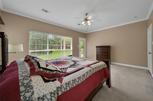 8920 Forest Lake Drive, Montgomery, TX 77316