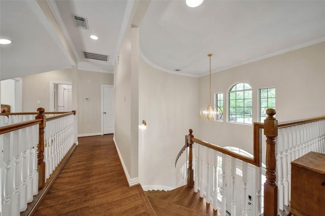 8920 Forest Lake Drive, Montgomery, TX 77316