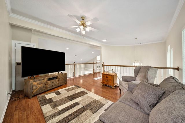 8920 Forest Lake Drive, Montgomery, TX 77316