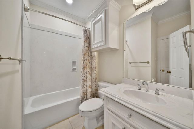 8920 Forest Lake Drive, Montgomery, TX 77316