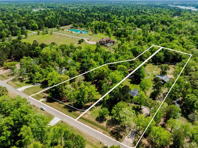 8920 Forest Lake Drive, Montgomery, TX 77316