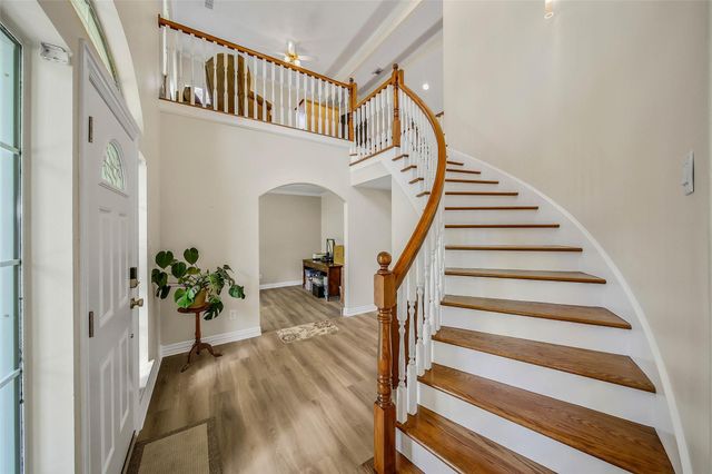 8920 Forest Lake Drive, Montgomery, TX 77316