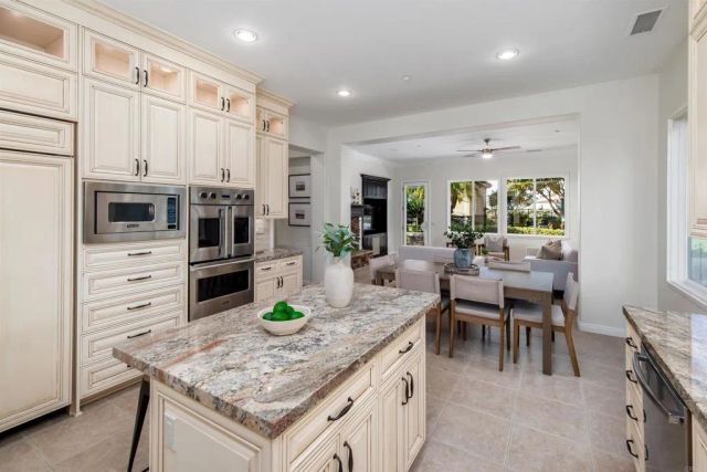 1091 Park Hill Place, Vista, CA 92081