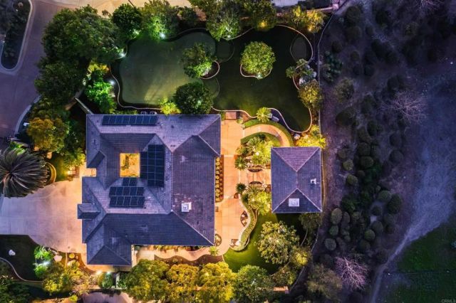 1091 Park Hill Place, Vista, CA 92081