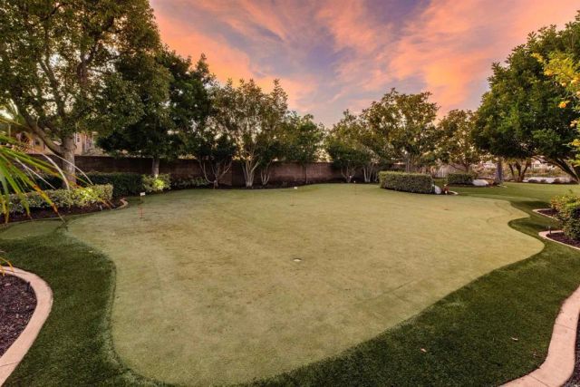 1091 Park Hill Place, Vista, CA 92081