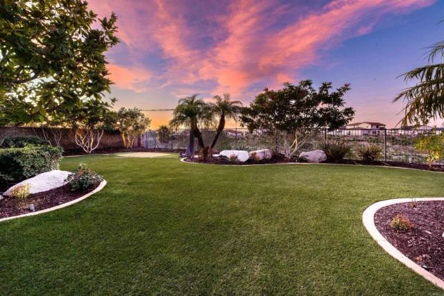 1091 Park Hill Place, Vista, CA 92081