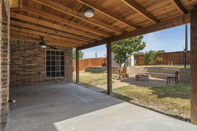 12945 Peach Tree Way, Fort Worth, TX 76040