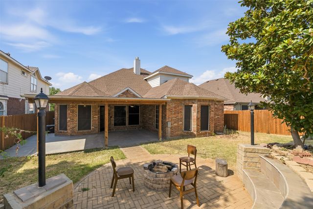 12945 Peach Tree Way, Fort Worth, TX 76040